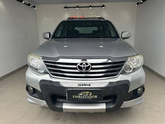 TOYOTA HILUX SW4 2.7 SR 4X2 16V FLEX 4P AUTOMÁTICO